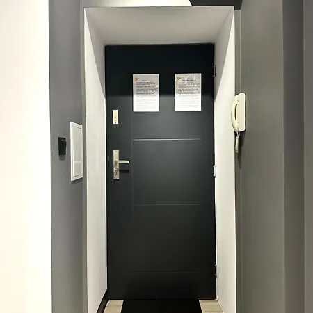 Szewska ~ 200m Main Square ~ Self Check-in 20h 弗罗茨瓦夫