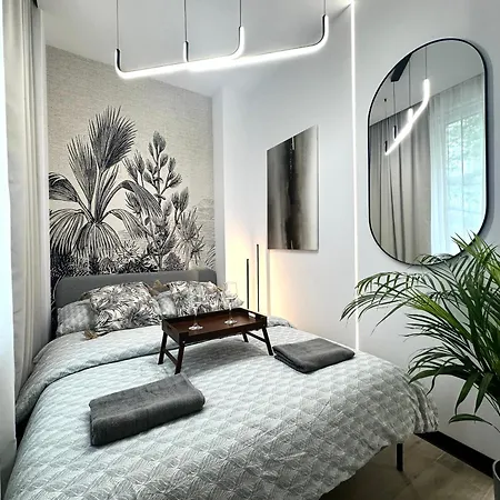 Szewska ~ 200m Main Square ~ Self Check-in 20h 公寓 *