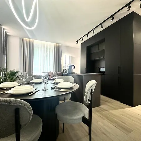 Szewska ~ 200m Main Square ~ Self Check-in 20h 弗罗茨瓦夫