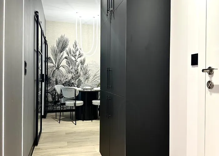 Daire Szewska ~ 200m Main Square ~ Self Check-in 20h